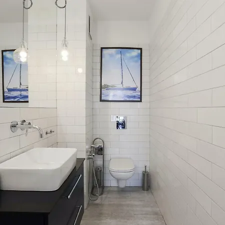 Unique Motlawa Riverbank *