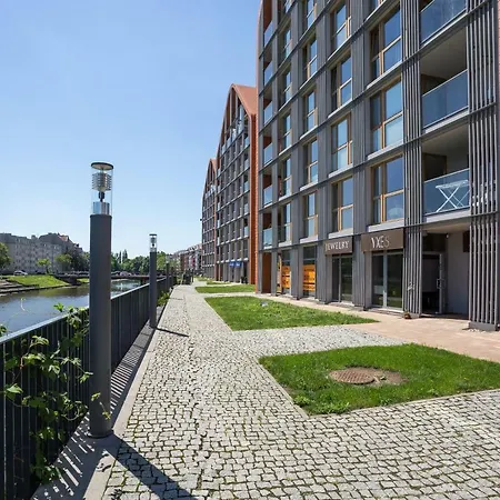 Unique Motlawa Riverbank *