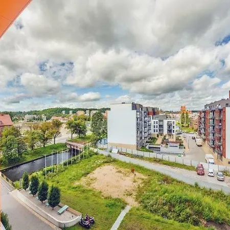 Unique Motlawa Riverbank